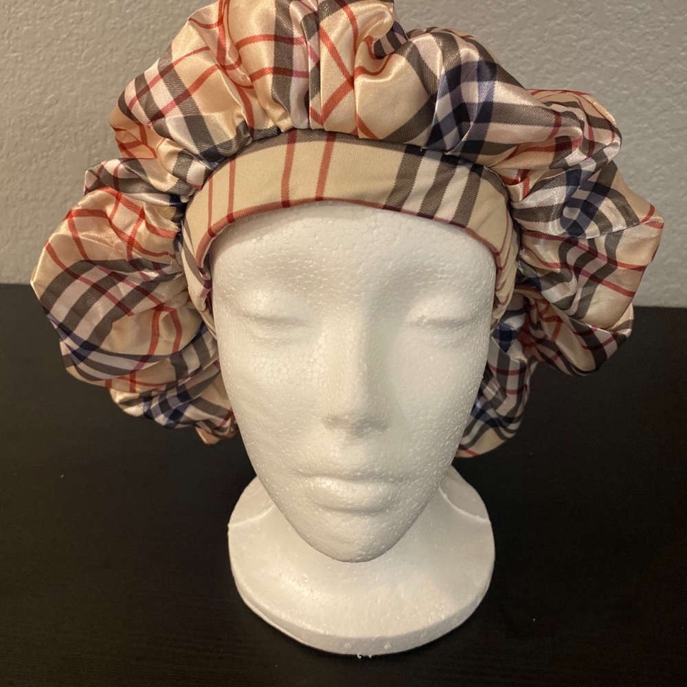 Silky Bonnets - Picture 6 of 14